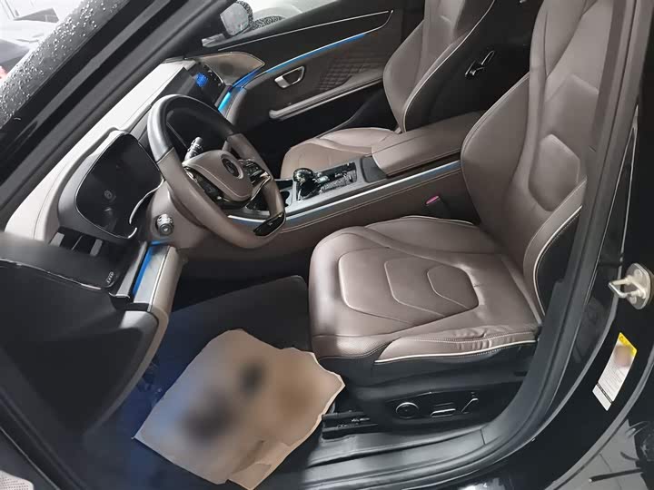 Фото 15 - BYD Han