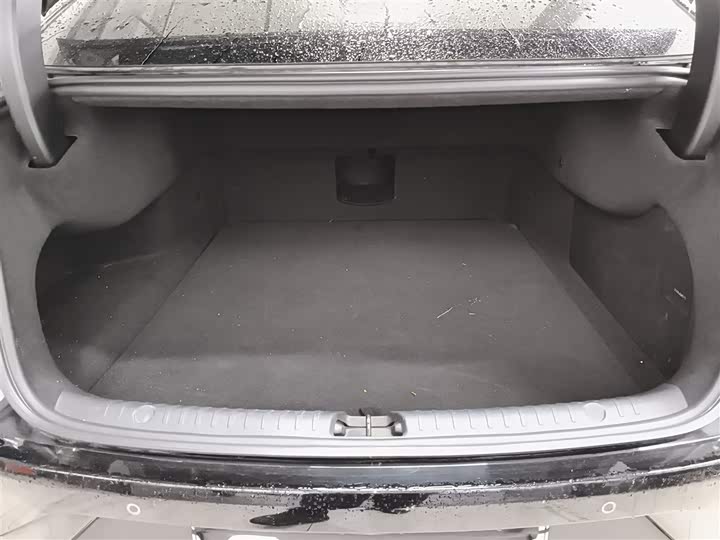 Фото 19 - BYD Han