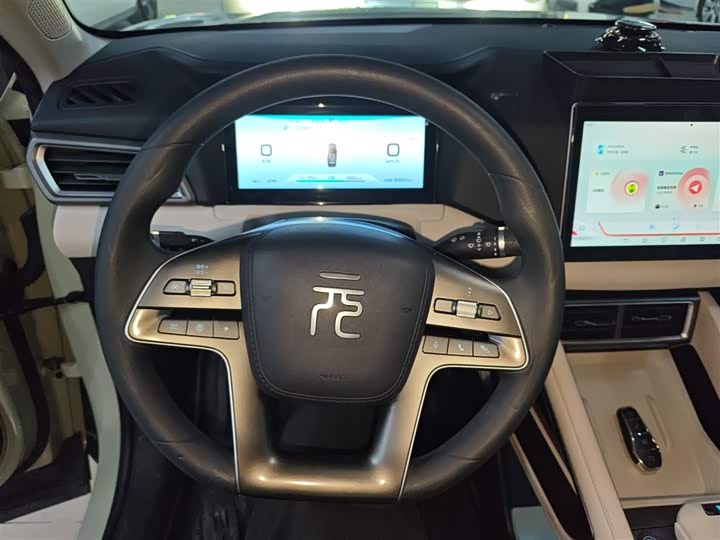 Фото 11 - BYD Yuan Up