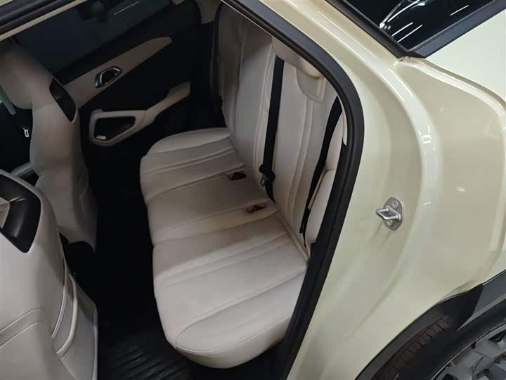 Фото 17 - BYD Yuan Up