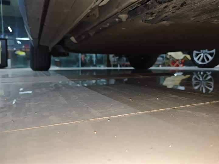 Фото 21 - BYD Yuan Up