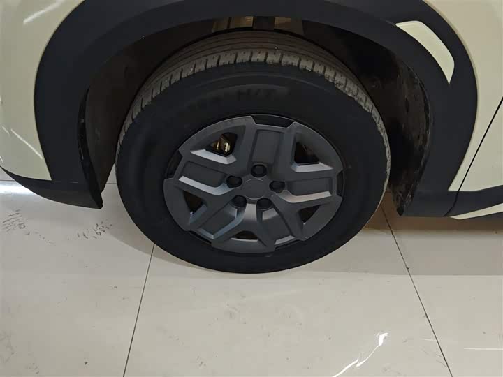 Фото 23 - BYD Yuan Up