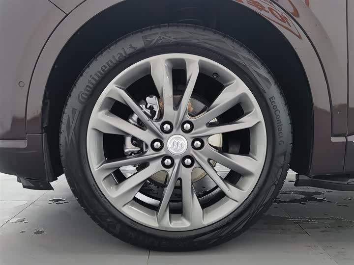 Фото 17 - Buick Enclave