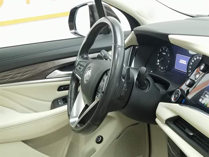 Фото 22 - Buick Enclave