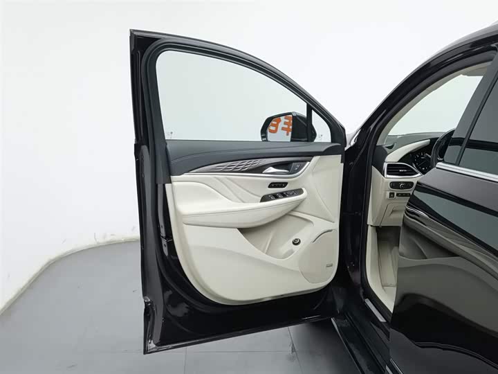 Фото 8 - Buick Enclave