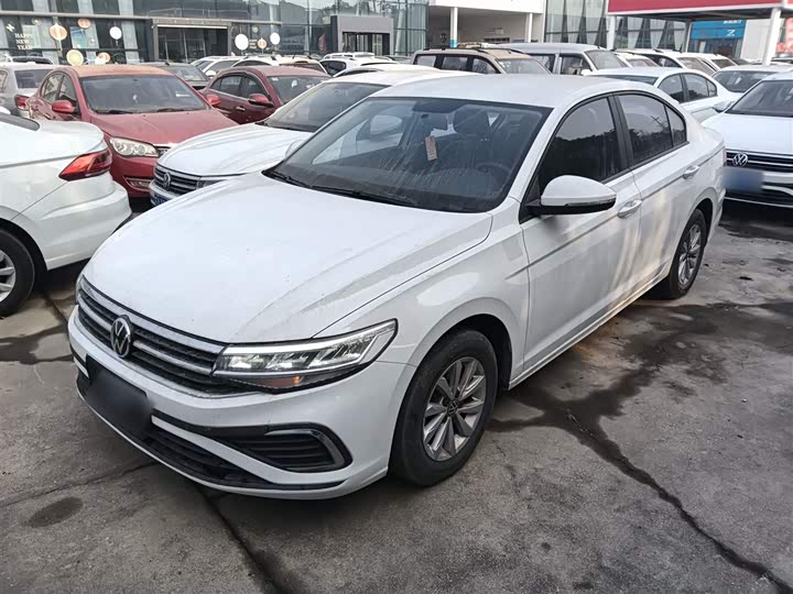 Фото 1 - Volkswagen Bora