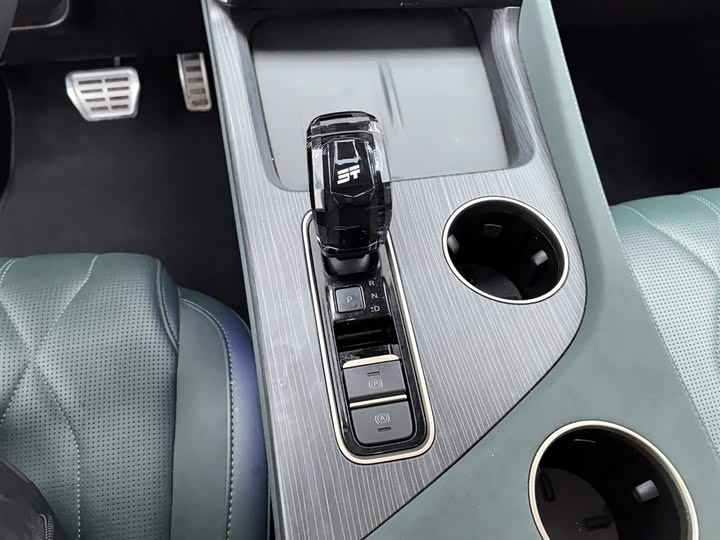 Фото 13 - Jetour Shanhai L9