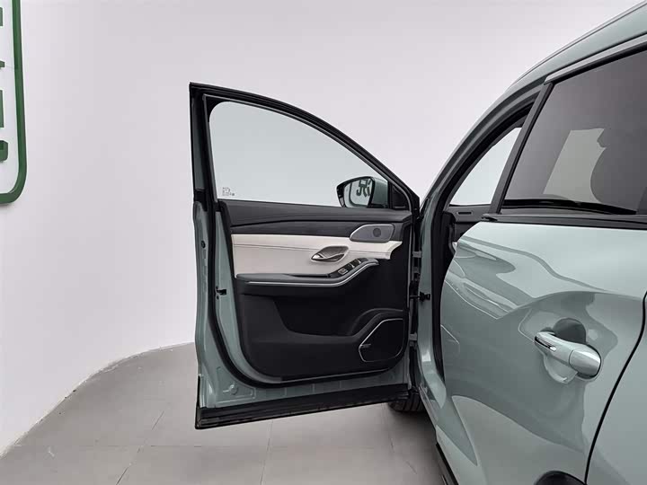 Фото 8 - Jetour Shanhai L9