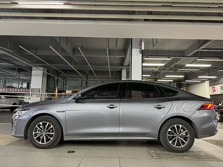 Фото 3 - BYD Qin Plus