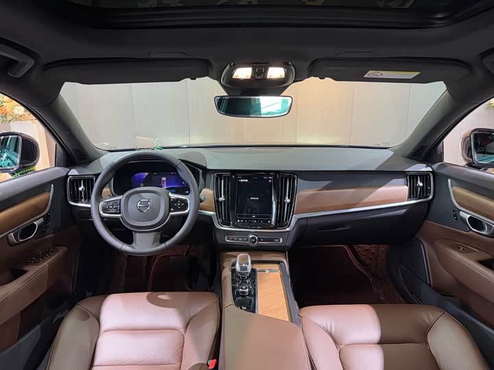 Фото 6 - Volvo S90