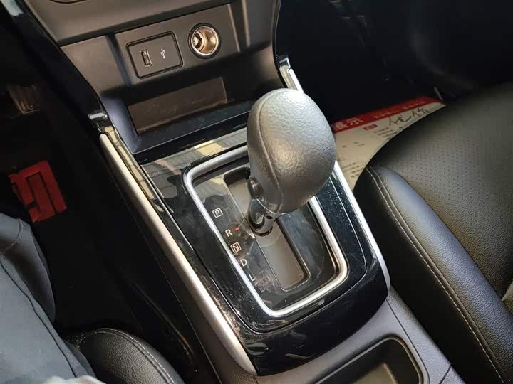 Фото 14 - Nissan Sylphy