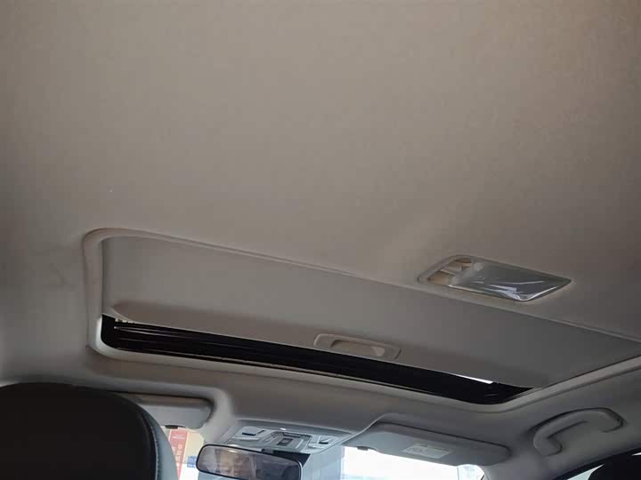 Фото 18 - Nissan Sylphy