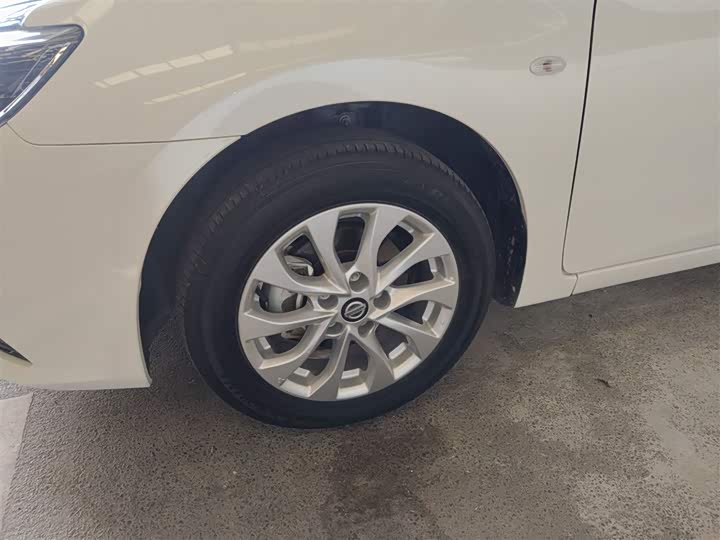 Фото 23 - Nissan Sylphy