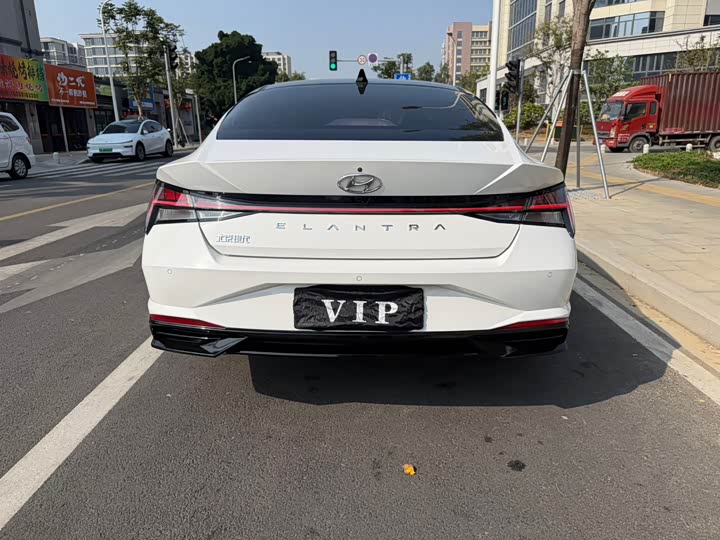 Фото 10 - Hyundai Elantra N line