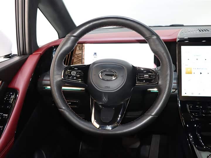 Фото 15 - GAC Trumpchi M8