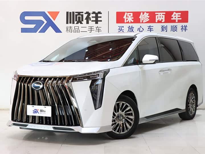 Фото 2 - GAC Trumpchi M8