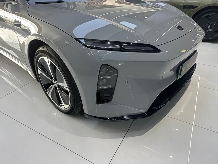 Фото 16 - Nio ET5T