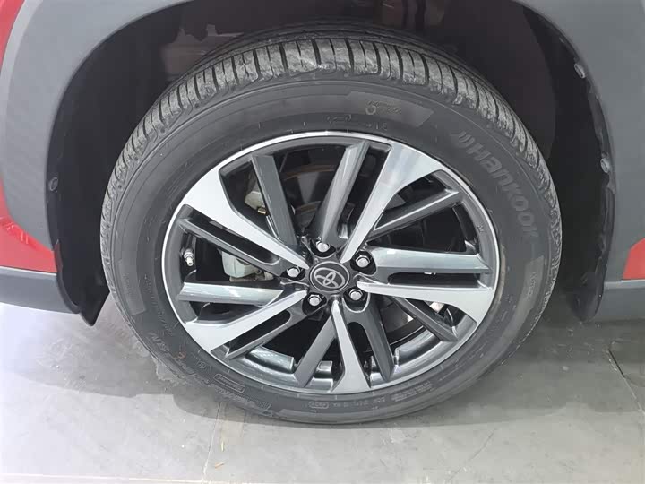 Фото 23 - Toyota Frontlander