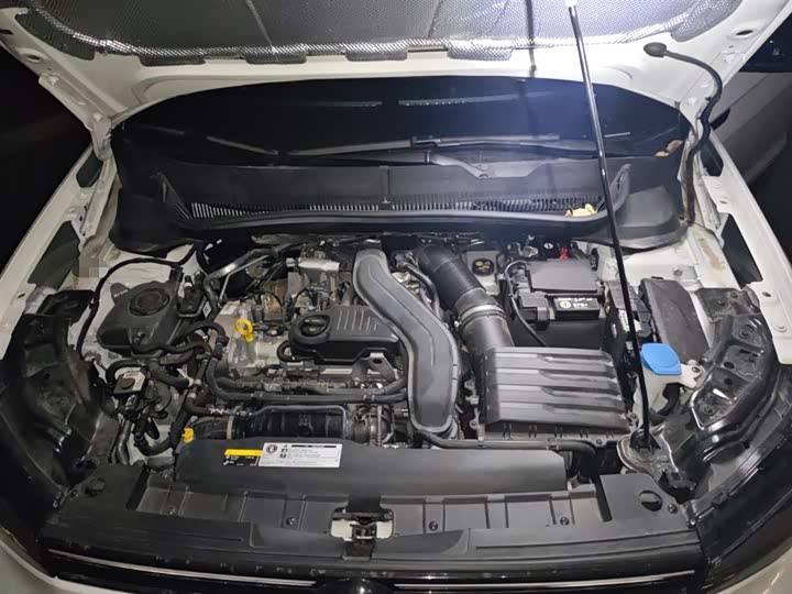 Фото 11 - Volkswagen Tharu