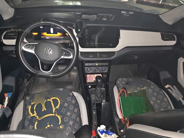 Фото 13 - Volkswagen Tharu