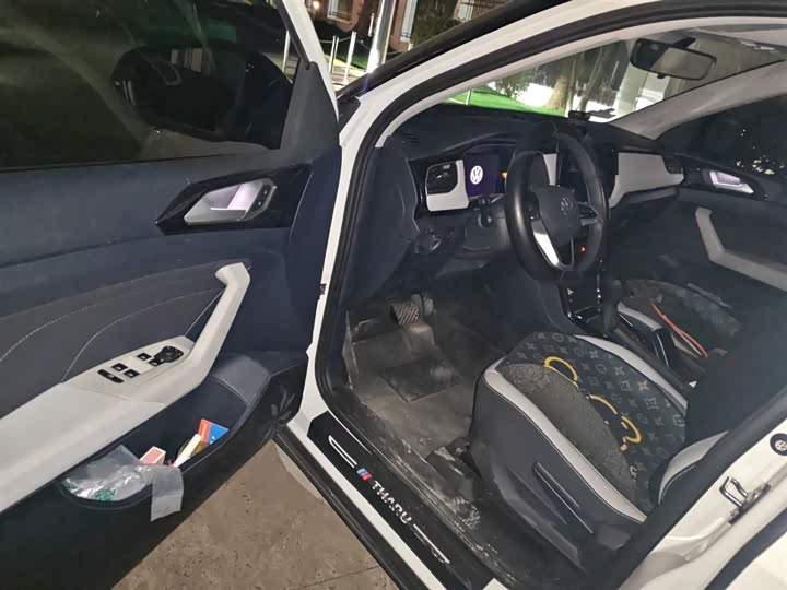 Фото 14 - Volkswagen Tharu