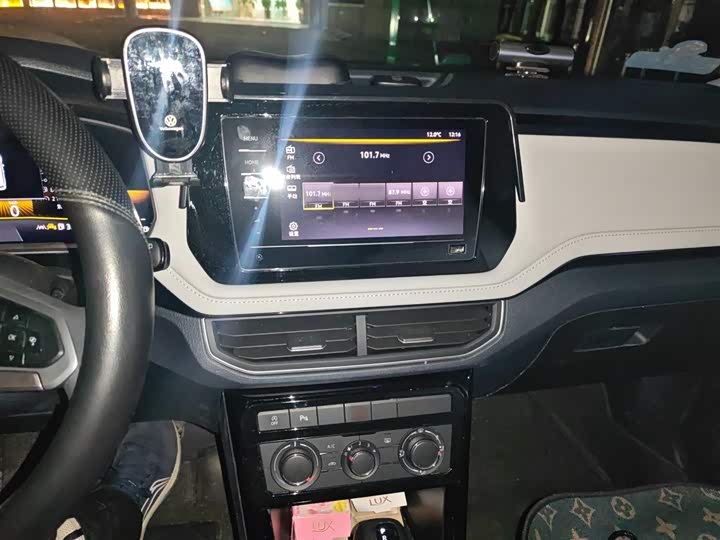 Фото 6 - Volkswagen Tharu