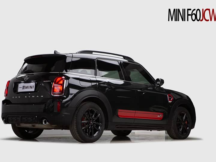 Фото 2 - Mini Countryman JCW