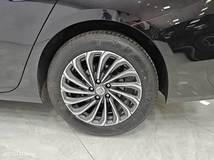 Фото 7 - Buick LaCrosse