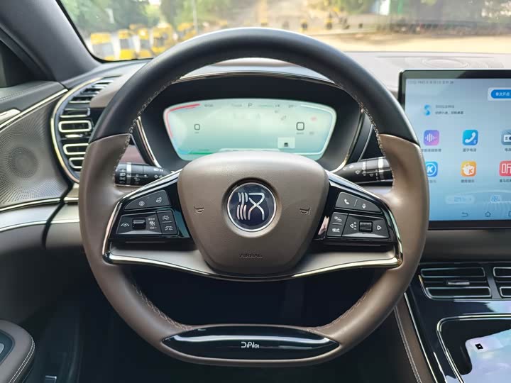 Фото 17 - BYD Han