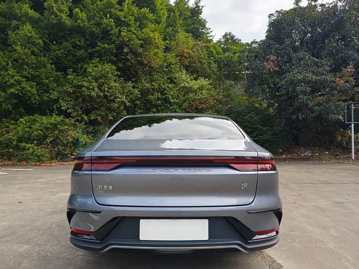 Фото 6 - BYD Han