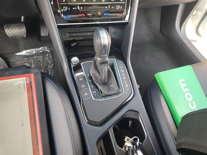 Фото 14 - Volkswagen Tharu