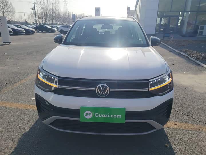 Фото 3 - Volkswagen Tharu