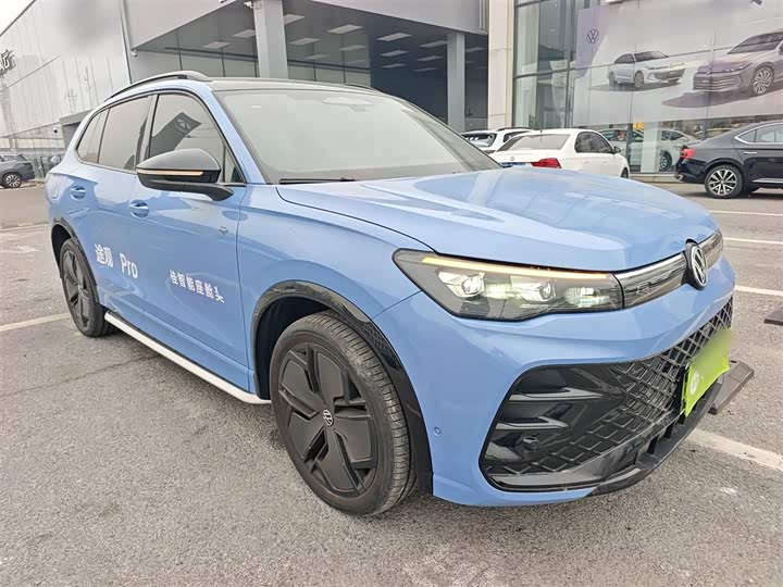 Фото 4 - Volkswagen Tiguan L Pro