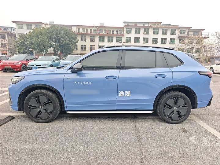 Фото 5 - Volkswagen Tiguan L Pro