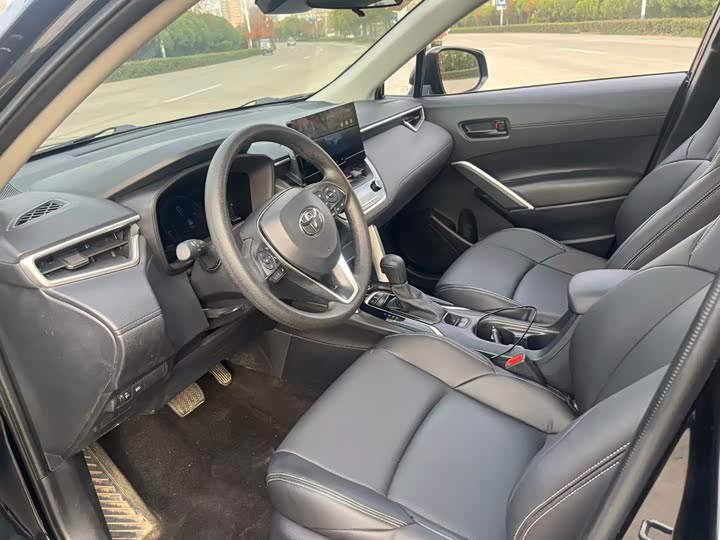 Фото 4 - Toyota Frontlander