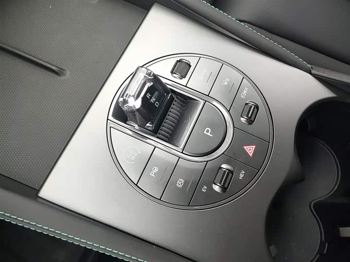 Фото 14 - BYD Seal 06 Hybrid/EV