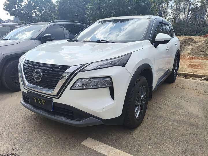 Фото 1 - Nissan X-Trail