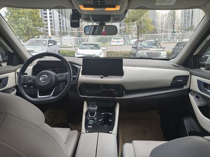 Фото 5 - Nissan X-Trail