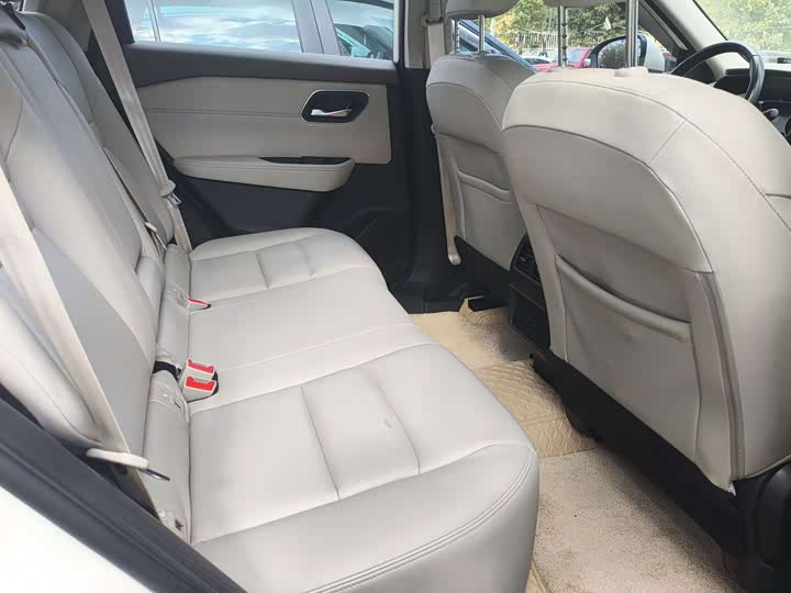 Фото 7 - Nissan X-Trail