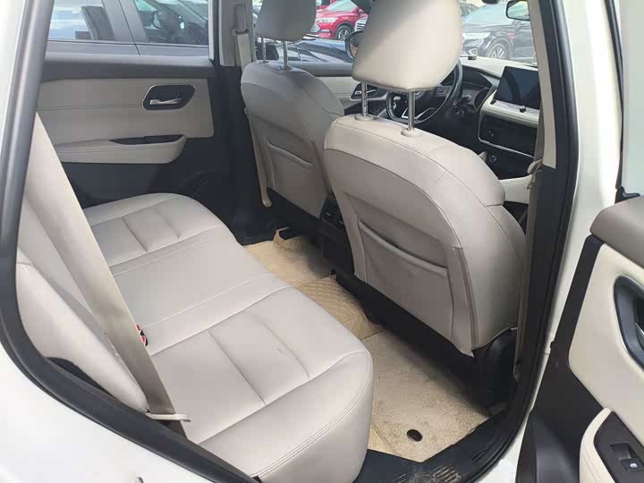 Фото 8 - Nissan X-Trail