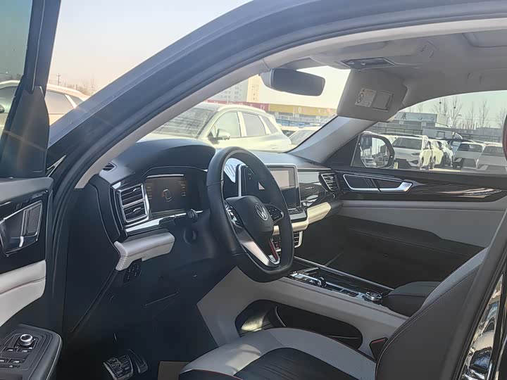 Фото 4 - Volkswagen Teramont X