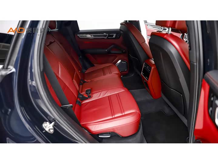 Фото 8 - Porsche Cayenne