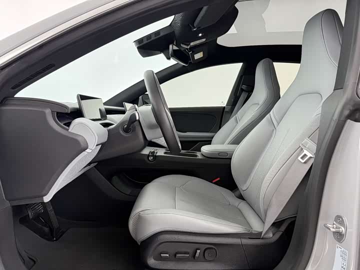 Фото 3 - Nio ET5T