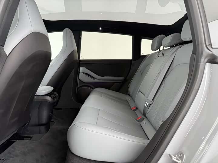 Фото 6 - Nio ET5T