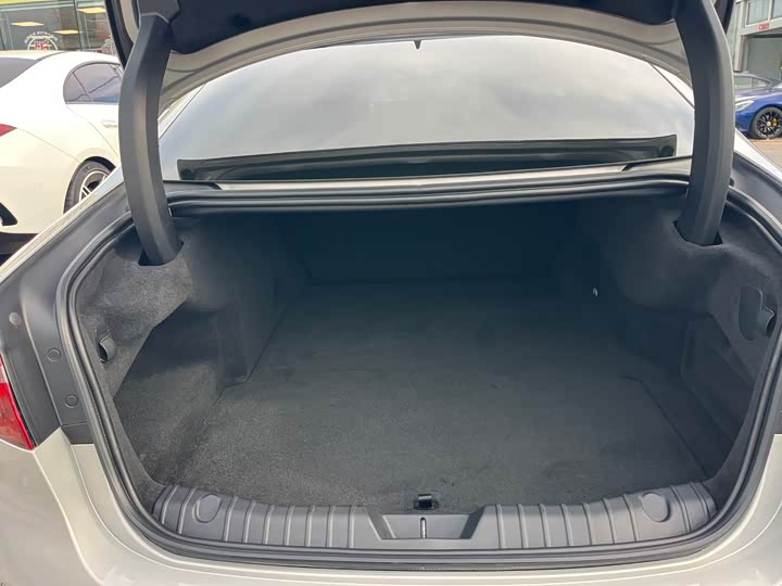 Фото 14 - Jaguar XF L