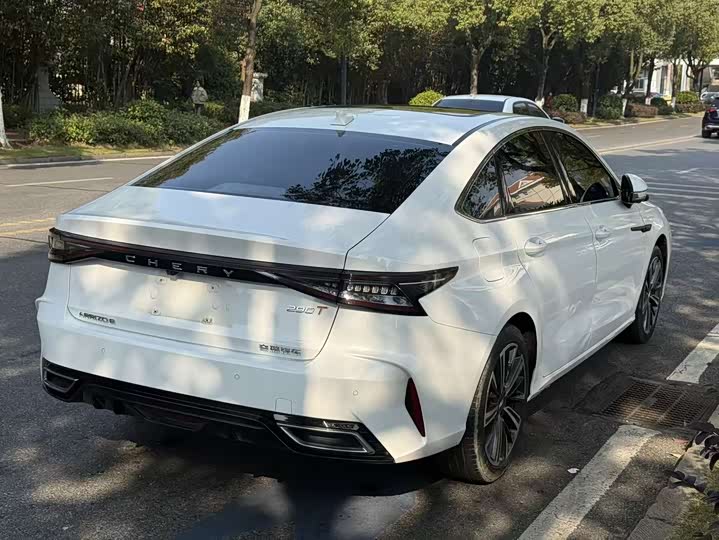 Фото 10 - Chery Arrizo 8