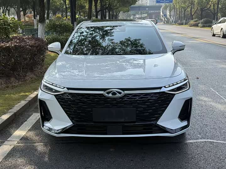 Фото 2 - Chery Arrizo 8