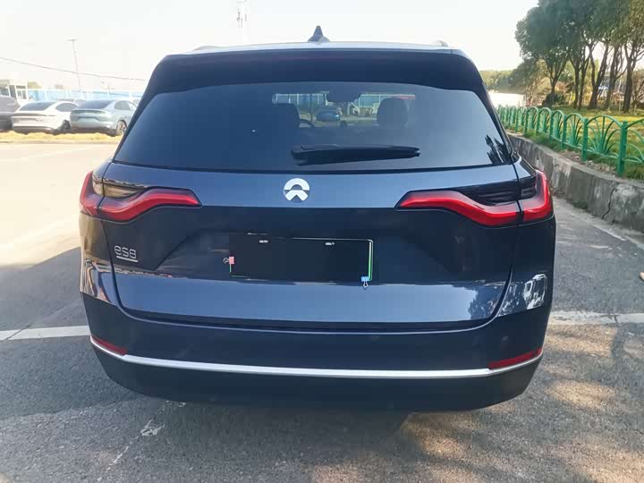 Фото 6 - Nio ES8