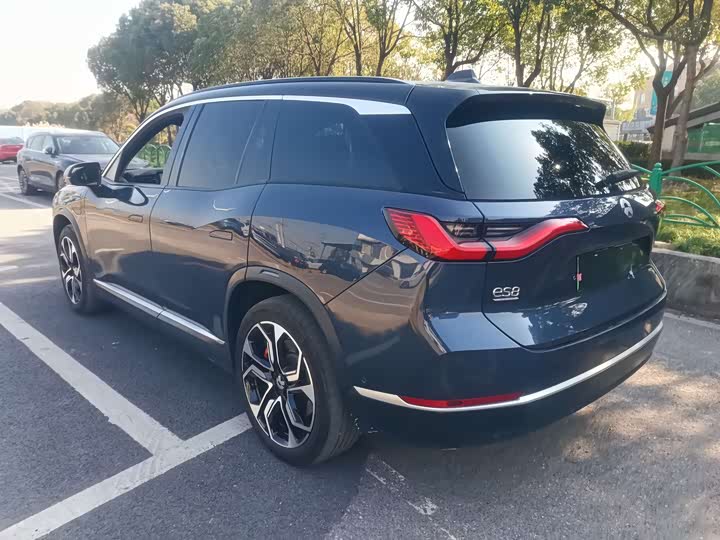 Фото 8 - Nio ES8