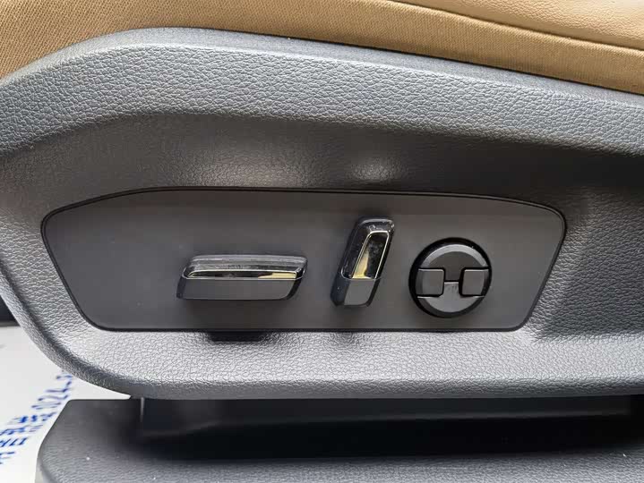 Фото 14 - Nio ES6